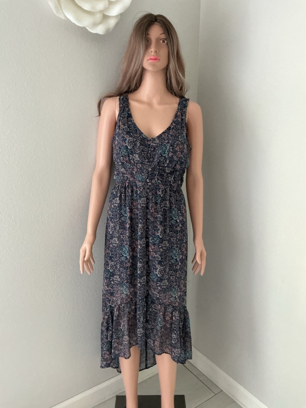 Rewind Navy Floral V-Neck Midi Dress